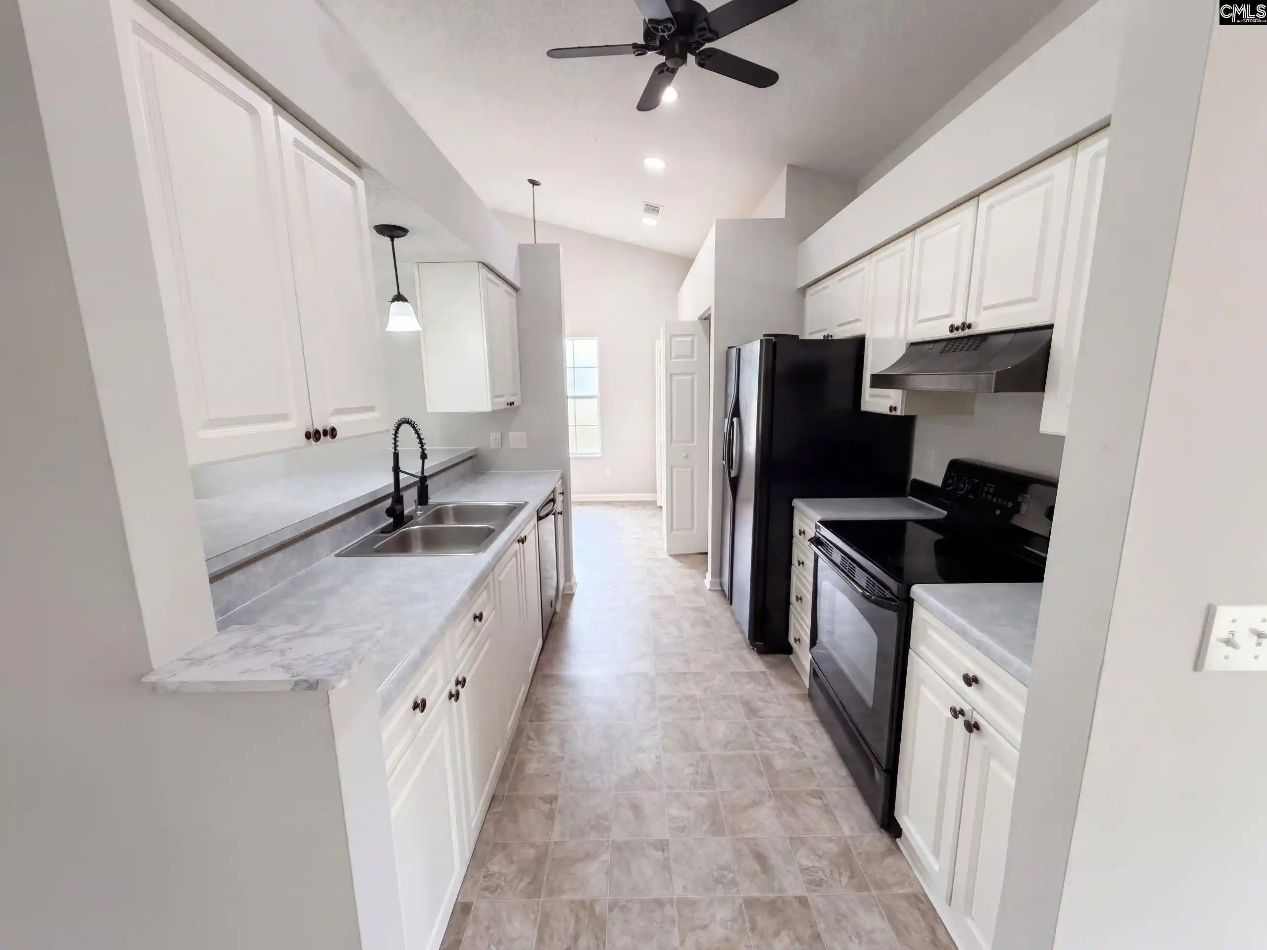 Photo 2 of Single family home for sale at 305 Pebble Crk, West Columbia, SC 29170 | MLS# 644796 | Listing updated on 2026-10-10