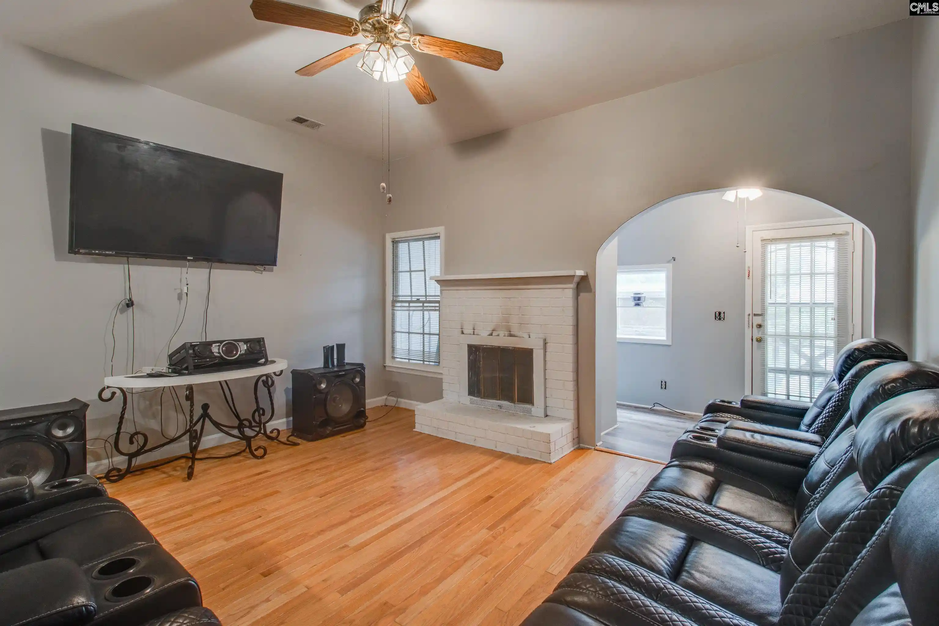 Photo 2 of Townhouse for sale at 107 Village Walk, Columbia, SC 29209 | MLS# 644797 | Listing updated on 2026-10-12