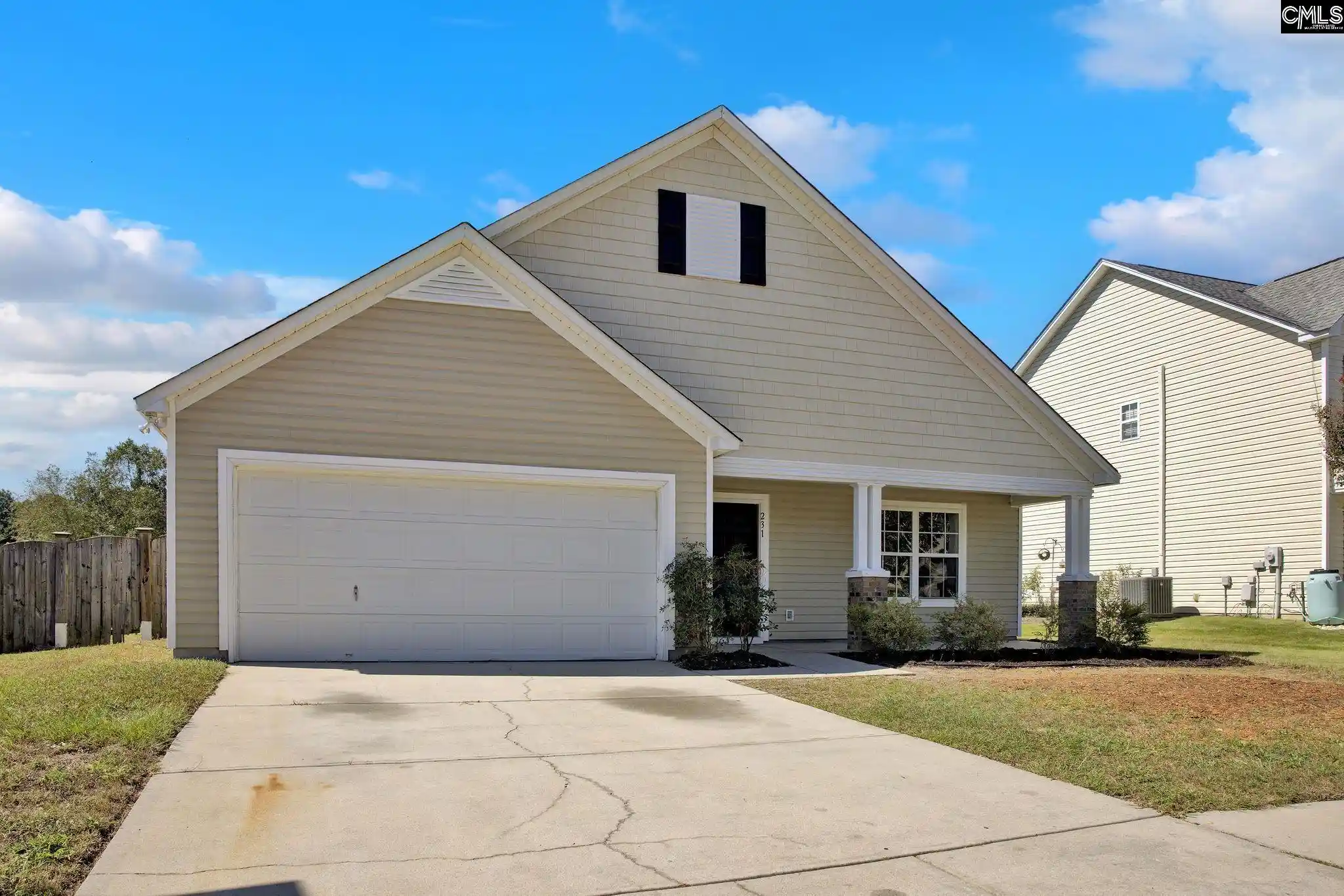 Photo 1 of Single family home for sale at 231 Hunters Ml, West Columbia, SC 29170 | MLS# 644810 | Listing updated on 2026-10-19