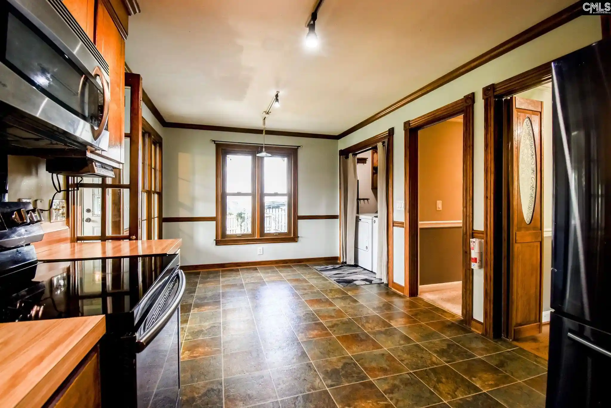 Photo 2 of Sale Pending at 128 Castle Vale, Irmo, SC 29063 | MLS# 644896 | Listing updated on 2026-10-19