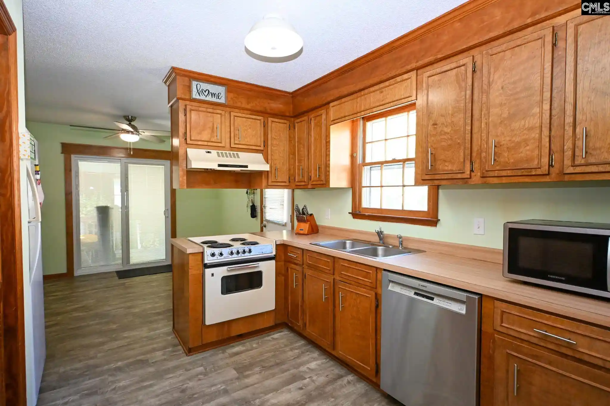 Photo 3 of Single family home for sale at 412 Kenton, Irmo, SC 29063 | MLS# 644899 | Listing updated on 2026-10-13