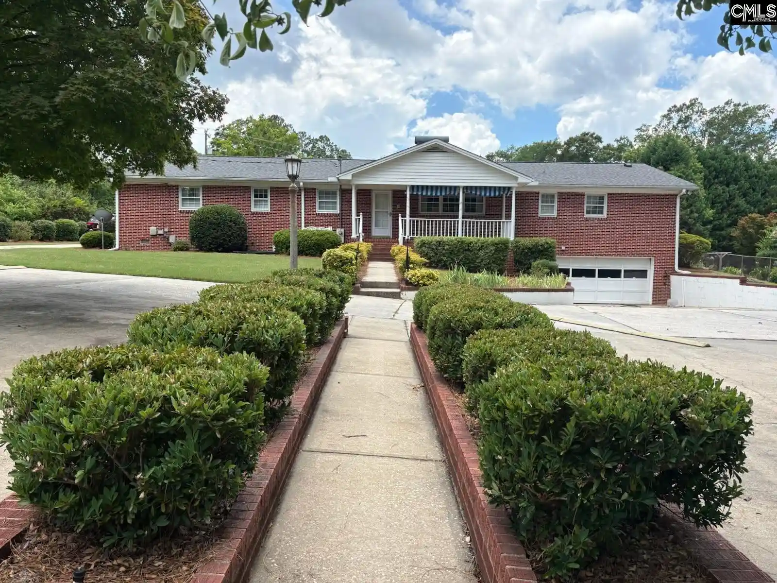 Photo 2 of Single family home for sale at 100 Murray Dr, Cheraw, SC 29520 | MLS# 644901 | Listing updated on 2026-10-13