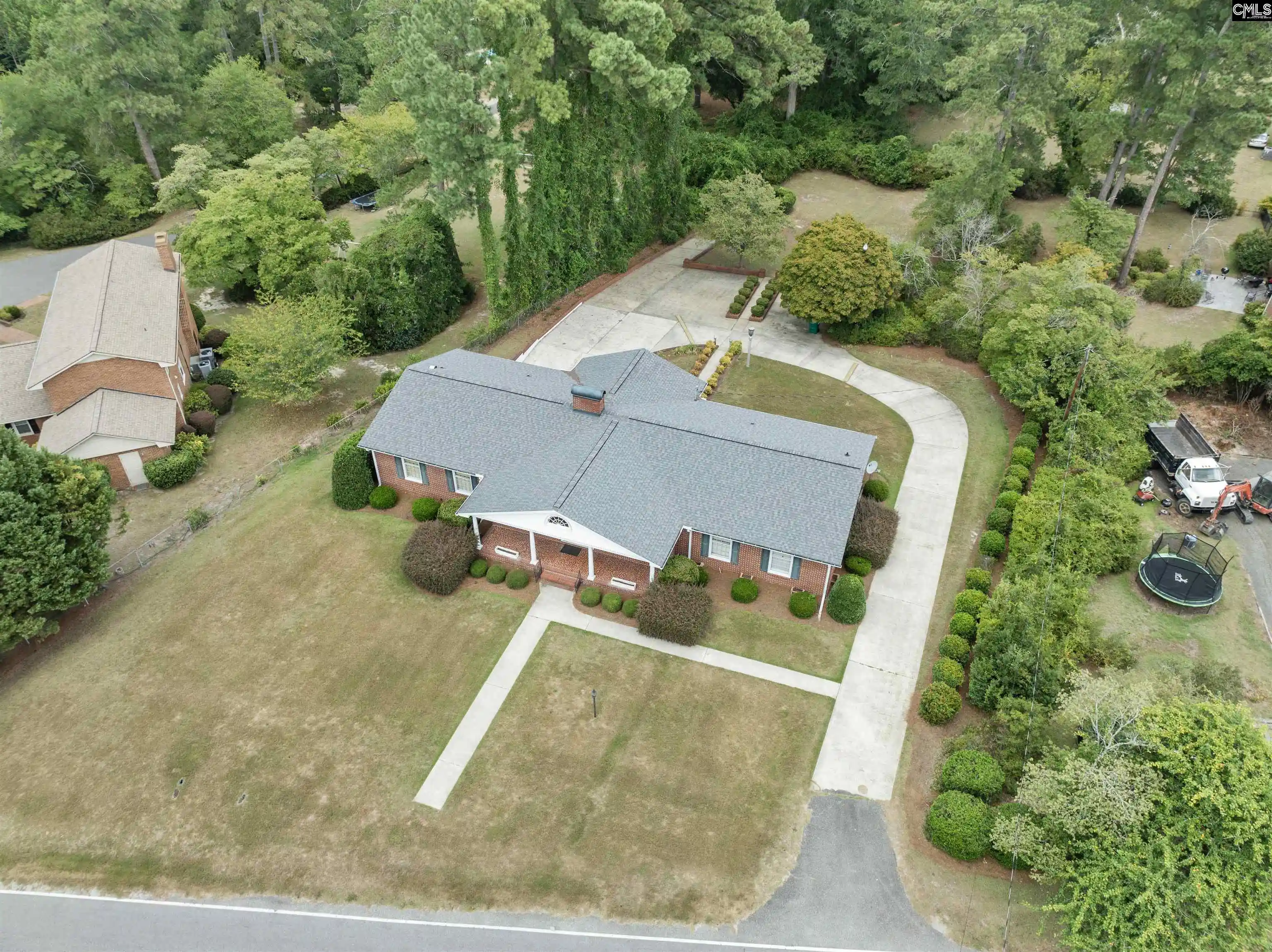 Photo 3 of Single family home for sale at 100 Murray Dr, Cheraw, SC 29520 | MLS# 644901 | Listing updated on 2026-10-13