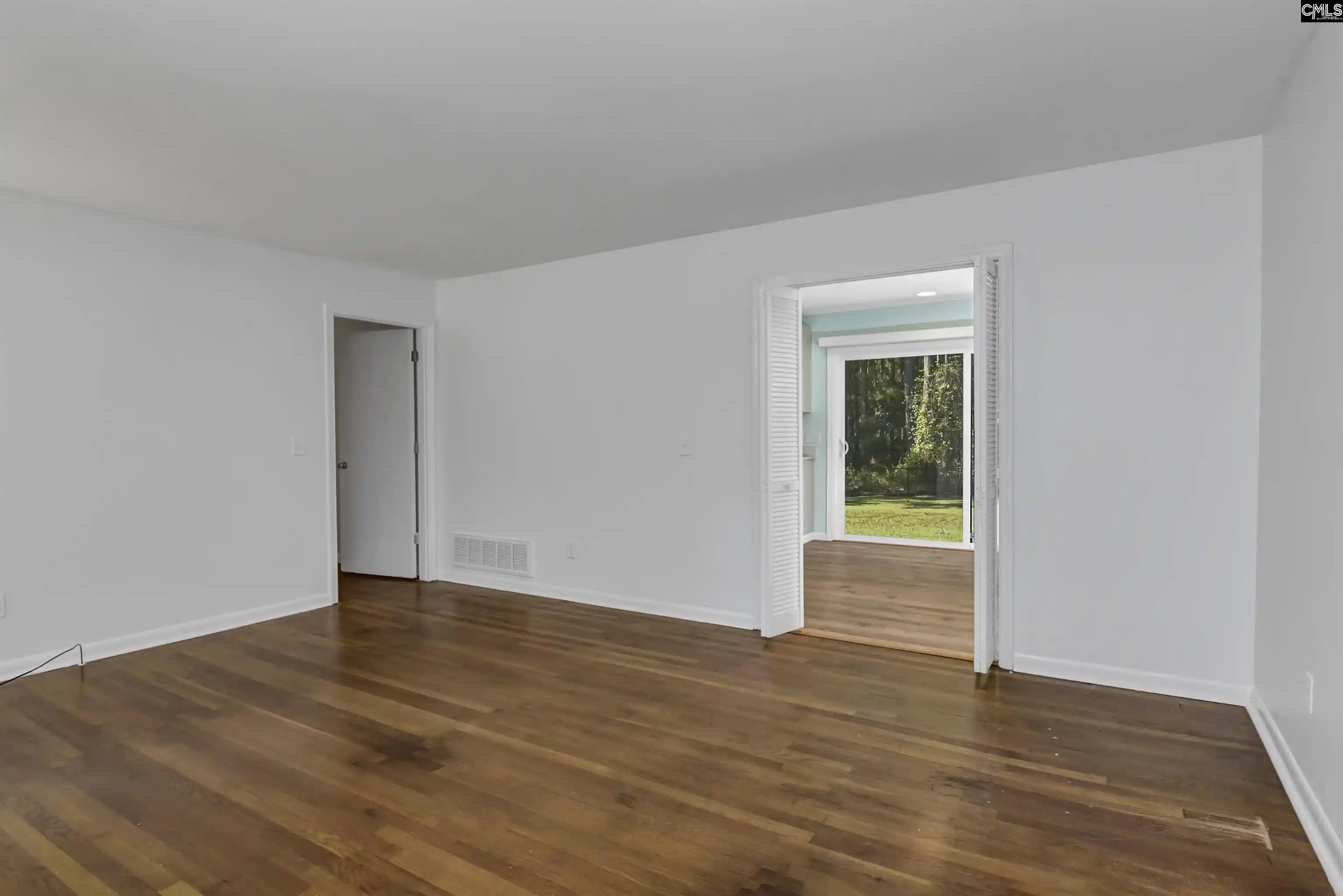 Photo 4 of Single family home for sale at 224 Hickory Ridge, Columbia, SC 29209 | MLS# 644939 | Listing updated on 2026-10-19