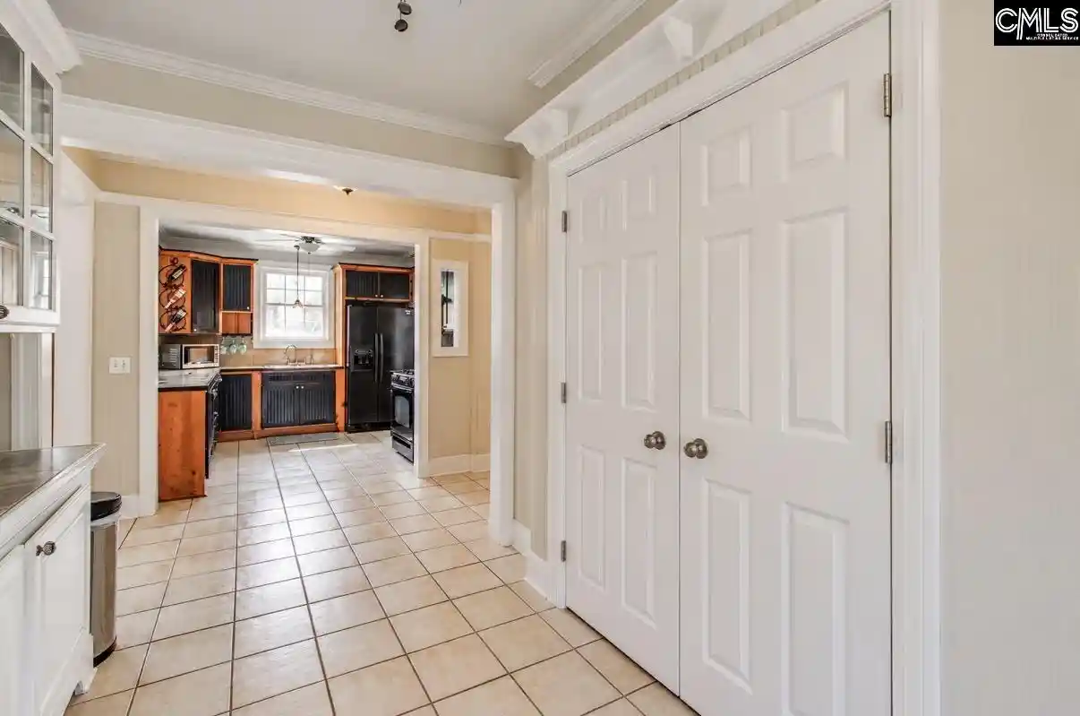 Photo 2 of Single family home for sale at 5301 Colonial, Columbia, SC 29203 | MLS# 644954 | Listing updated on 2026-10-17