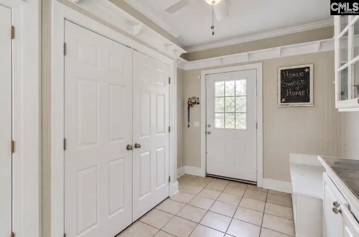 Photo 3 of Single family home for sale at 5301 Colonial, Columbia, SC 29203 | MLS# 644954 | Listing updated on 2026-10-17