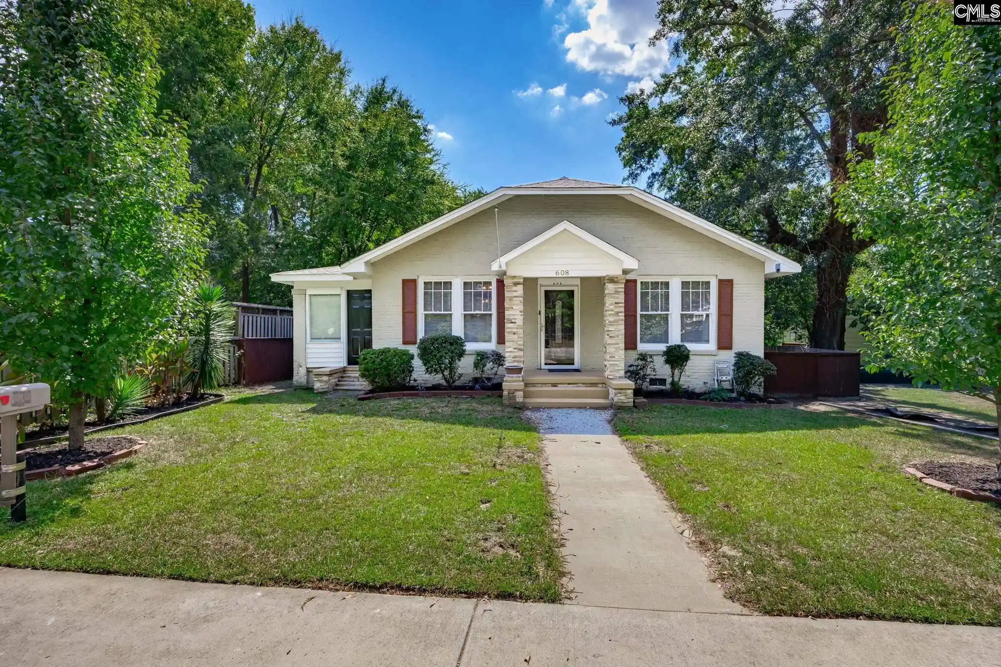 Photo 1 of Single family home for sale at 608 Wildwood, Columbia, SC 29203 | MLS# 644959 | Listing updated on 2026-10-16