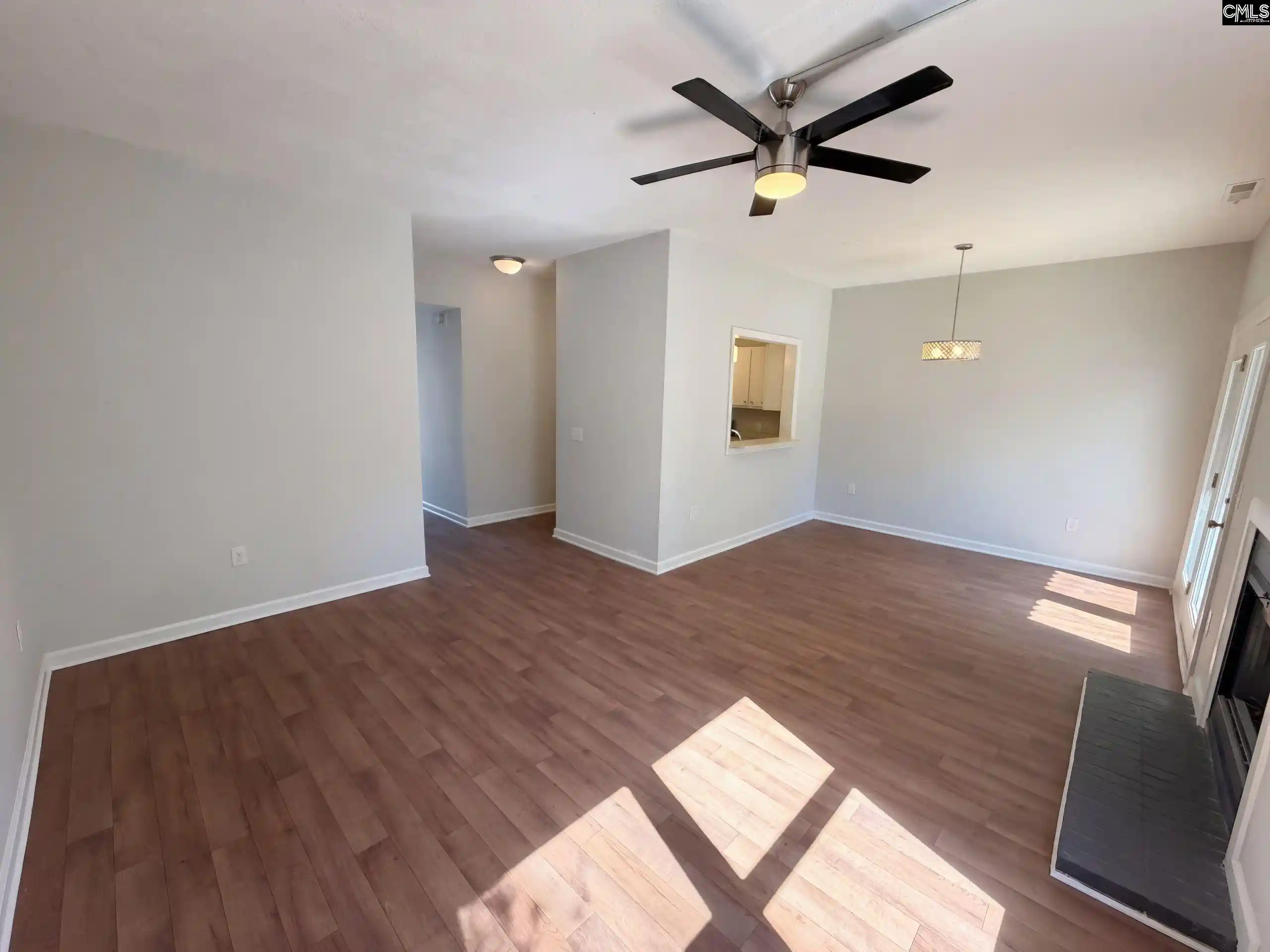 Photo 2 of Townhouse for sale at 31 Arcadia, Columbia, SC 29206 | MLS# 644980 | Listing updated on 2026-10-14