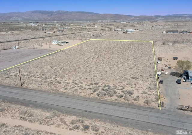 4th image of 1720 E Fir Ave, Silver Springs, NV 89429 | MLS# 220013890