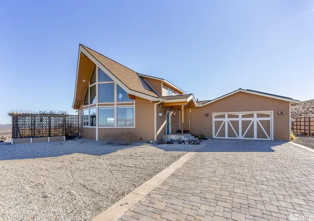 3rd image of 2330 Hillcrest Rd, Fernley, NV 89408 | MLS# 250000577