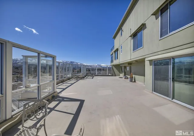 2nd image of 280 Island Ave, Reno, NV 89501