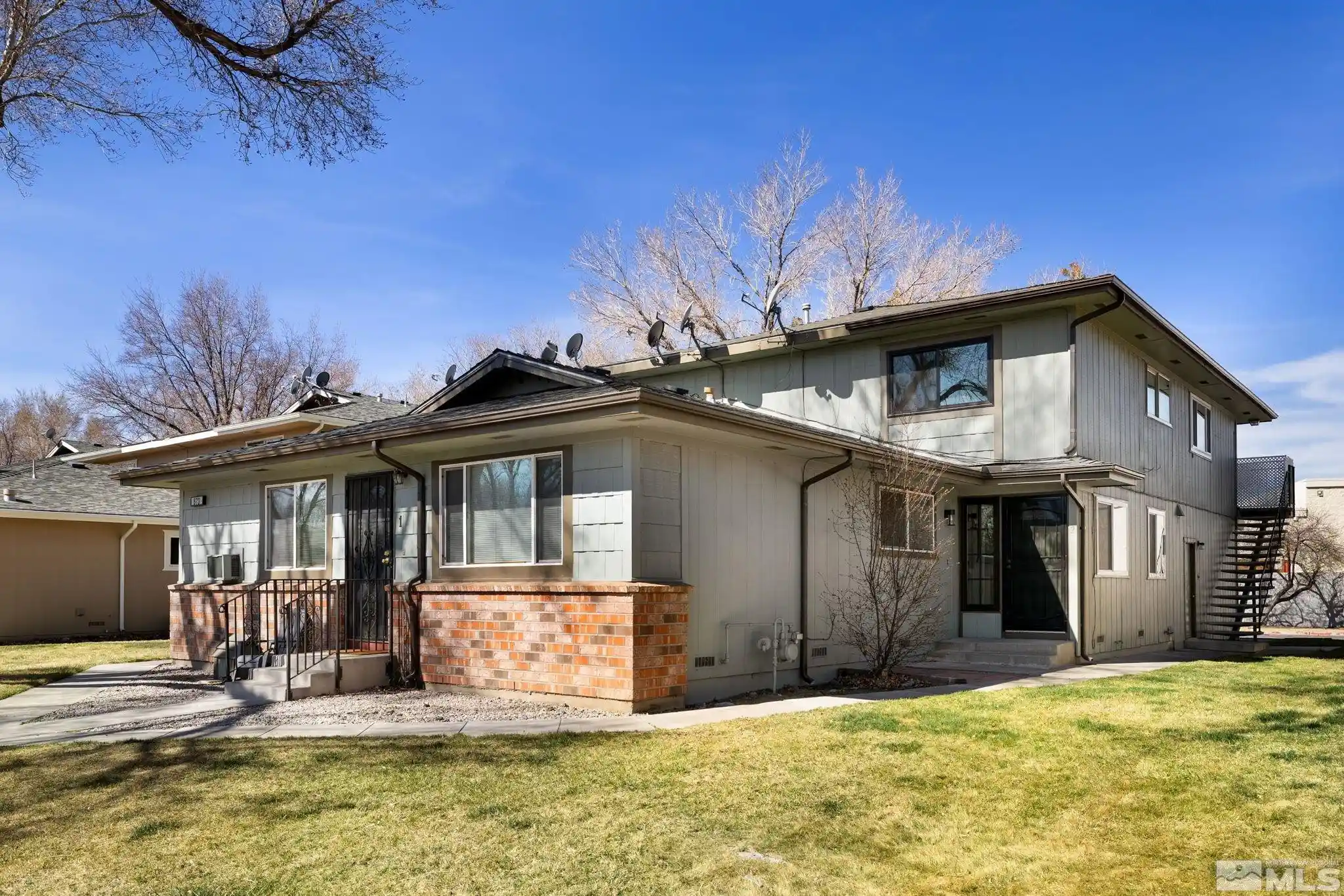 Listing Photo 2 - Condo for sale in 673 Pine Mdws Dr located at 673 Pine Mdws Dr, Sparks, NV 89431 - Unit 673 Pine Meadows Dr