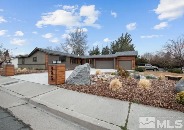Photo 1 of Single family home for sale at 995 Skyline Blvd, Reno, NV 89509 | MLS# 250003867 | Listing updated on 2026-06-08