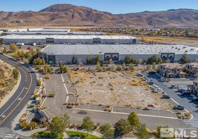 5th image of Double Diamond, Reno, NV 89521 | MLS# 210005044