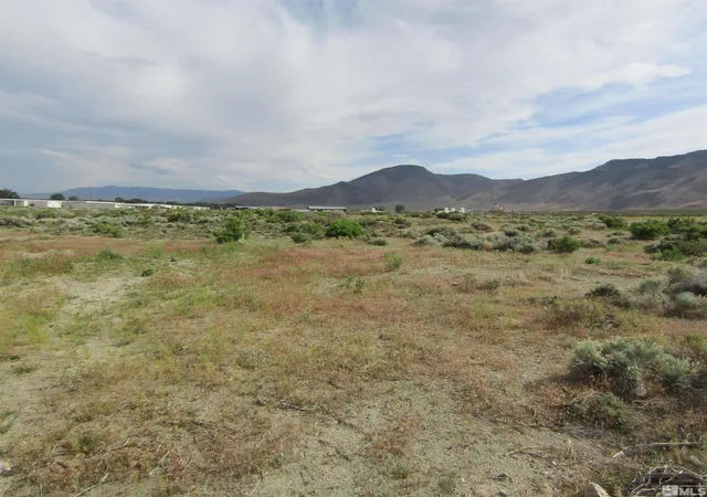 2nd image of 23 Shelter Hills Dr, Yerington, NV 89447 | MLS# 230005382