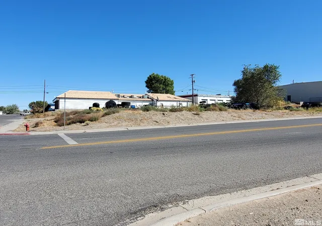 3rd image of 609 Sheehan St, Winnemucca, NV 89445 | MLS# 240012902
