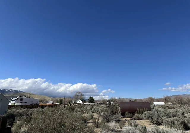 2nd image of 801 Koontz Ln, Carson City, NV 89701 | MLS# 250003856