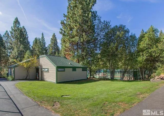2nd image of 931 Incline Wy, Incline Village, NV 89451