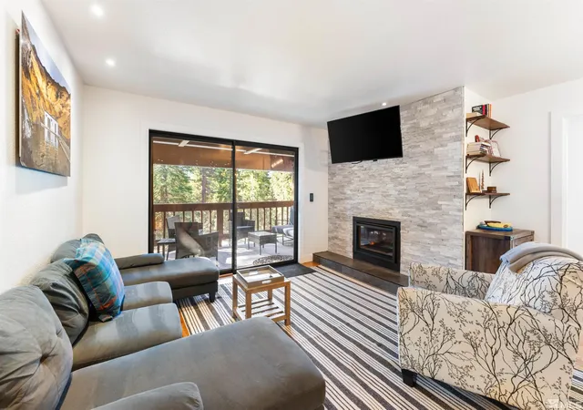 Photo 2 of Condo for sale at 929 Southwood Blvd, Incline Village, NV 89451 | MLS# 250003993 | Listing updated on 2026-04-09