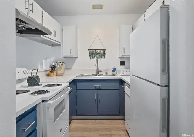 Photo 4 of Condo for sale at 2555 Clear Acre Ln #29-2, Reno, NV 89512 | MLS# 250004324 | Listing updated on 2025-05-30