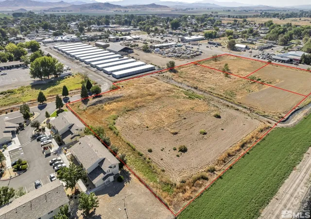 4th image of 700 Surprise Ave, Yerington, NV 89447 | MLS# 240011343