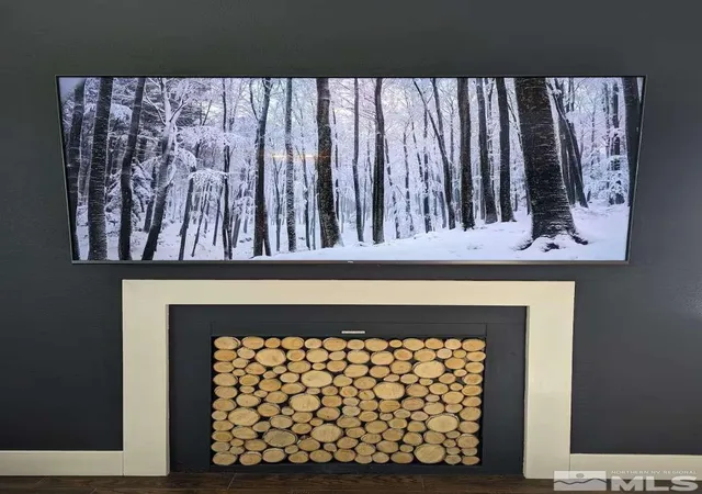 5th image of 416 Quaking Aspen Ln, Stateline, NV 89449