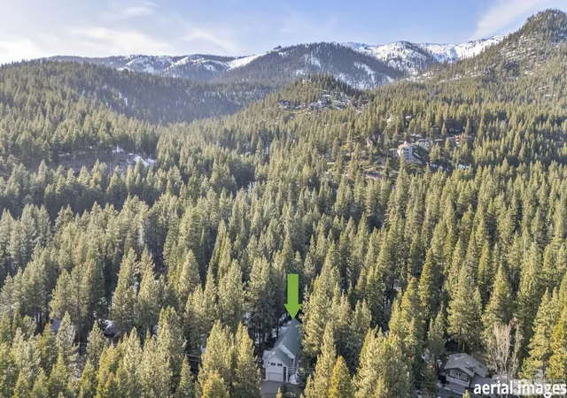 Photo 3 of Single family home for sale at 579 Lucille Dr, Incline Village, NV 89451 | MLS# 250004809 | Listing updated on 2025-10-23