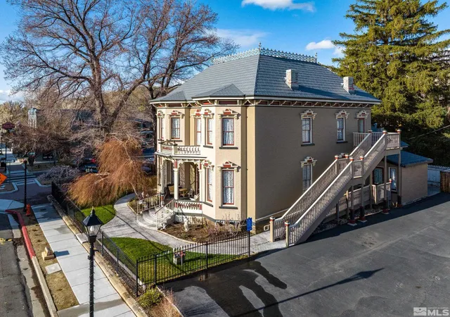 Photo 4 of Single family home for sale at 102 N Curry St, Carson City, NV 89703 | MLS# 250005396 | Listing updated on 2026-08-30