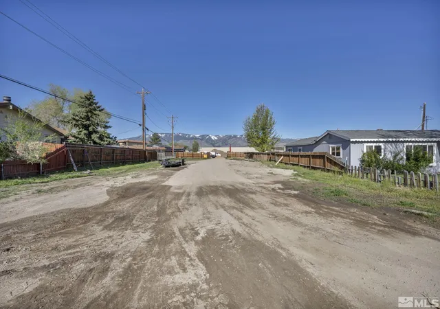 5th image of 1628 Brown St, Carson City, NV 89701 | MLS# 250005414
