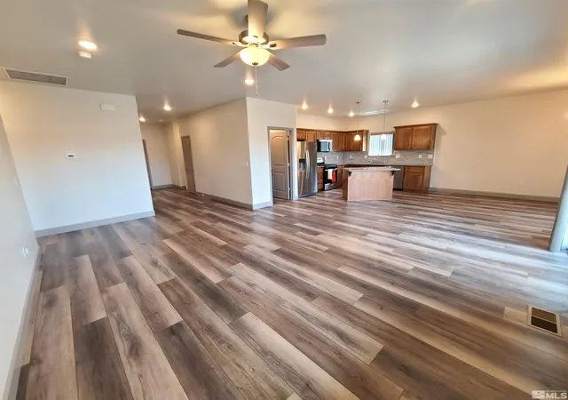 4th image of 853 Great Basin Ln, Fallon, NV 89406 | MLS# 250005698