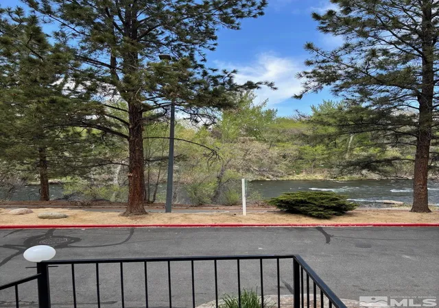2nd image of 2855 Idlewild Dr, Reno, NV 89509