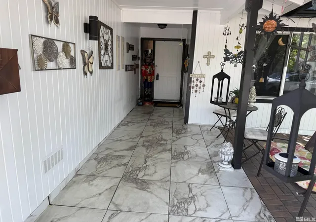 Photo 3 of Single family home for sale at 930 Glen Meadow Dr, Sparks, NV 89434 | MLS# 250006101 | Listing updated on 2025-06-15