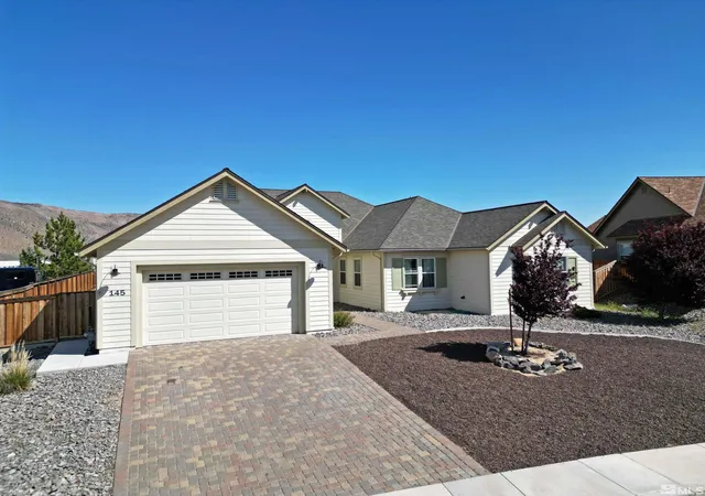 Photo 3 of Single family home for sale at 145 Horizon Rdg, Sparks, NV 89441 | MLS# 250006172 | Listing updated on 2025-10-29