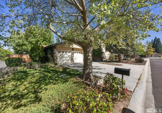 Photo 1 of Single family home for sale at 1160 Yates Ln, Reno, NV 89509 | MLS# 250006403 | Listing updated on 2026-05-08