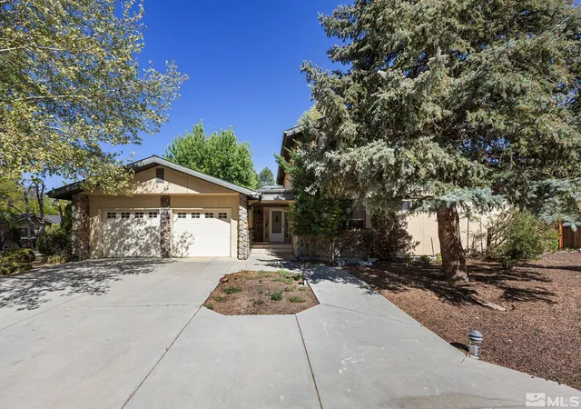 Photo 2 of Single family home for sale at 1160 Yates Ln, Reno, NV 89509 | MLS# 250006403 | Listing updated on 2026-05-08