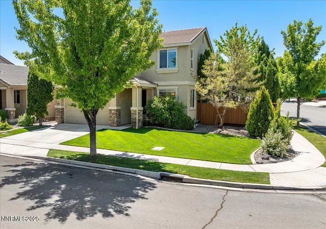 Photo 2 of Single family home for sale at 2349 Dodge Dr, Sparks, NV 89436 | MLS# 250050095 | Listing updated on 2025-09-20