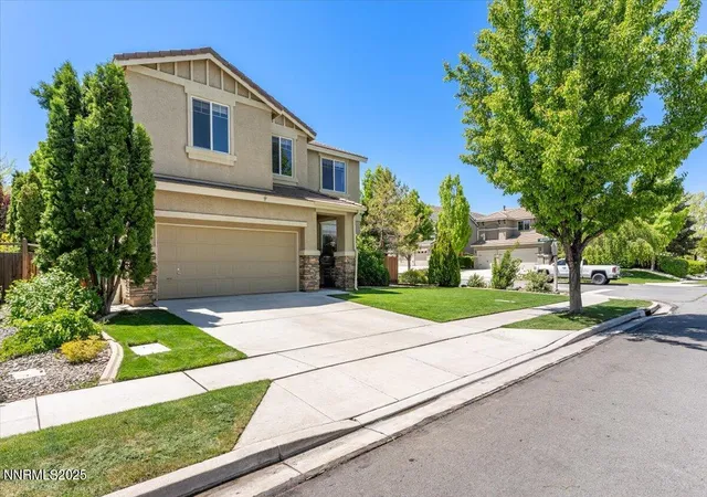 Photo 3 of Single family home for sale at 2349 Dodge Dr, Sparks, NV 89436 | MLS# 250050095 | Listing updated on 2025-09-20