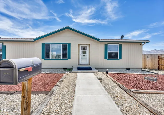 2nd image of 3 Smoke Tree Ln, Yerington, NV 89447 | MLS# 250050106
