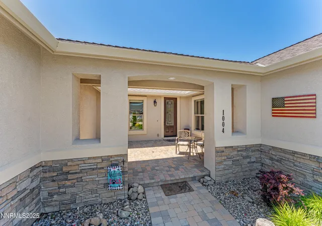 4th image of 1004 Keystone Ct, Gardnerville, NV 89460 | MLS# 250050244