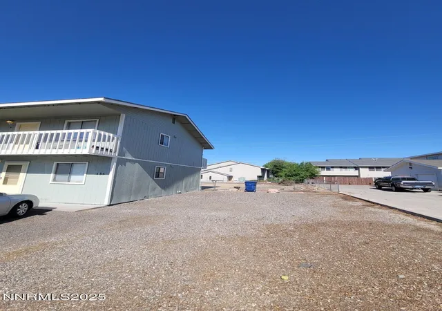 Photo 3 of House for sale at 135 Curry Dr, Fernley, NV 89408 | MLS# 250050291 | Listing updated on 2025-06-10