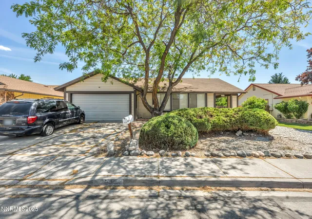 Photo 1 of Single family home for sale at 3553 Willowdale Dr, Sparks, NV 89434 | MLS# 250051679 | Listing updated on 2025-06-23