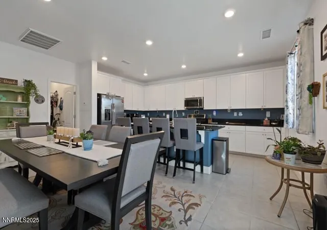 Photo 4 of Single family home for sale at 6127 Red Stable Rd, Sparks, NV 89436 | MLS# 250050456 | Listing updated on 2025-07-21