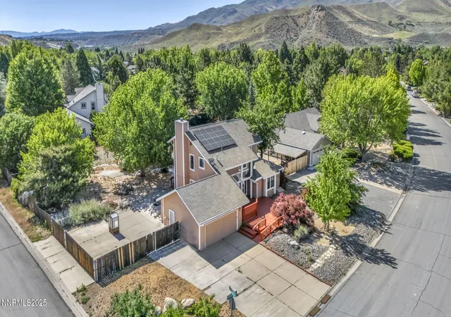 Photo 3 of Single family home for sale at 285 Lemming Dr, Reno, NV 89523 | MLS# 250050684 | Listing updated on 2025-10-11