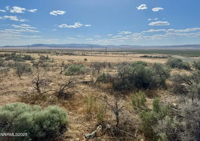 Photo 4 of Land for sale at 17180 Windsor Ln, Lovelock, NV 89419 | MLS# 250050751 | Listing updated on 2026-05-08