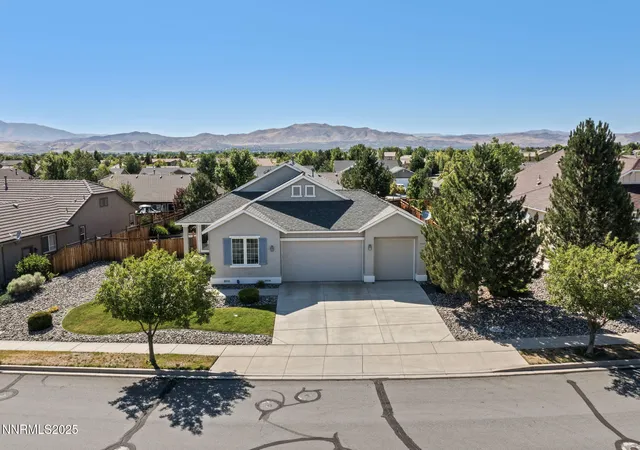 Photo 3 of Single family home for sale at 6727 Equation Dr, Sparks, NV 89436 | MLS# 250053140 | Listing updated on 2025-09-14