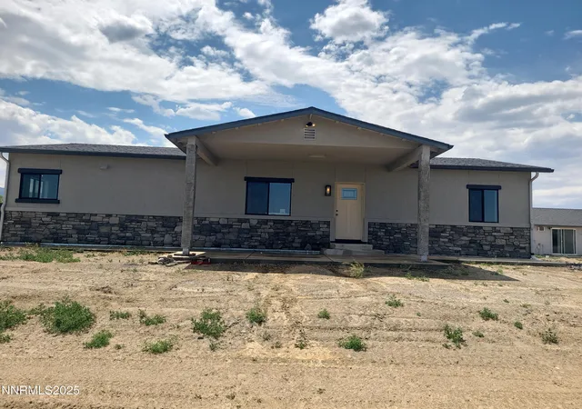 1st image of 900 Cattle Dr, Fernley, NV 89408 | MLS# 250051242