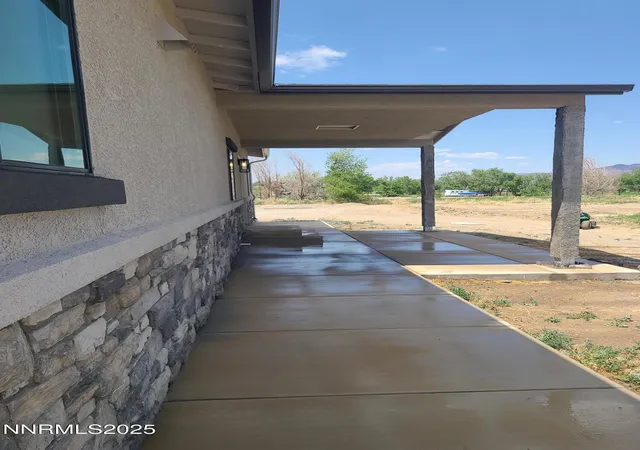 2nd image of 900 Cattle Dr, Fernley, NV 89408 | MLS# 250051242