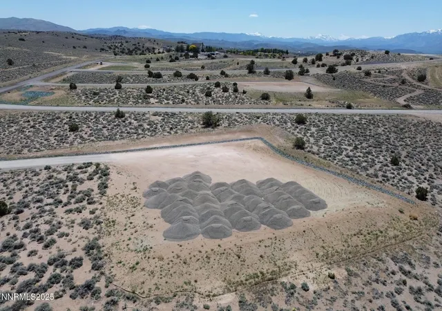 3rd image of 2028 Currant Ct #2, Gardnerville, NV 89410 | MLS# 250051435