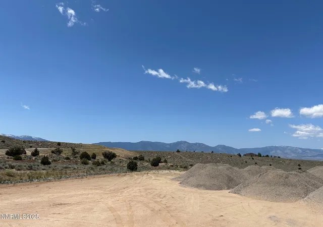 5th image of 2028 Currant Ct #2, Gardnerville, NV 89410 | MLS# 250051435