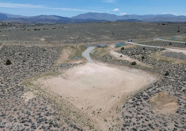 5th image of 2040 Currant Ct #1, Gardnerville, NV 89410 | MLS# 250051438